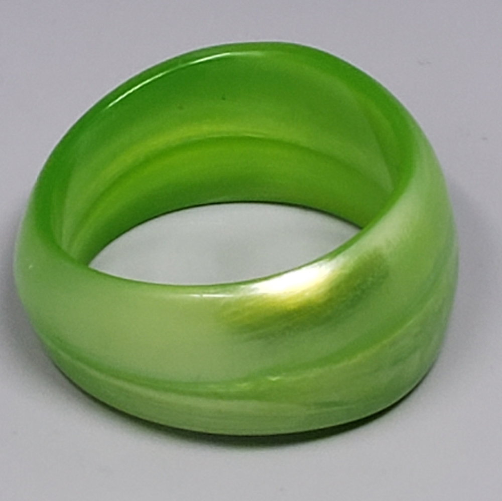 Elegant Green Apple Bangle Bracelet
